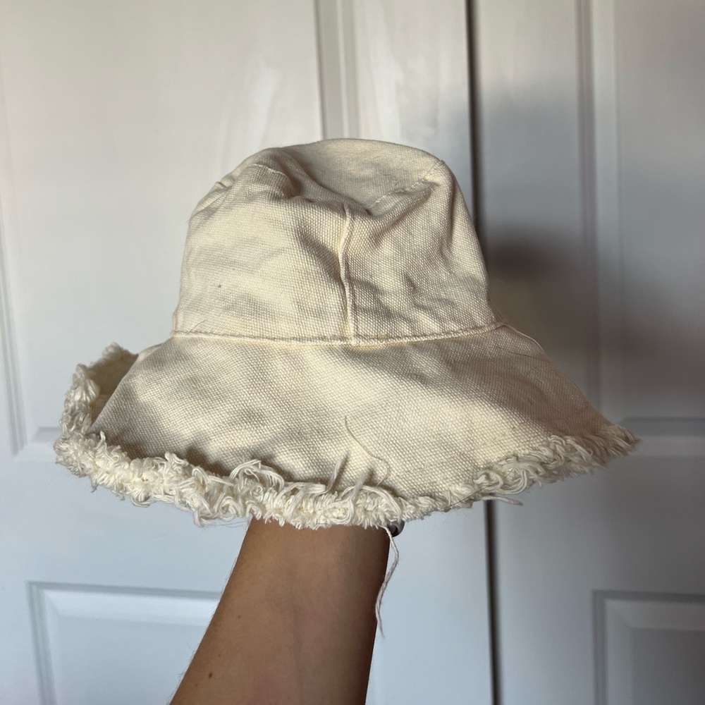 Unisex Frayed Bucket Hat - Floppy Brim